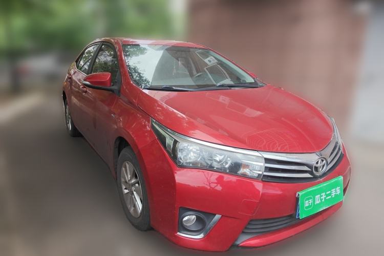 Used Toyota Corolla 2014 1.6L CVT GL Front Right 45 Deg