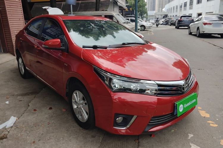 Used Toyota Corolla 2014 1.6L CVT GL-i Front Right 45 Deg