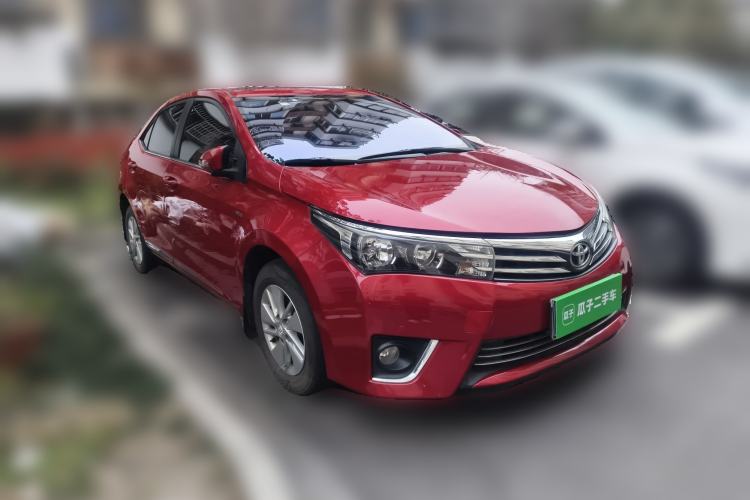 Used Toyota Corolla 2014 1.6L CVT GL-i Front Right 45 Deg