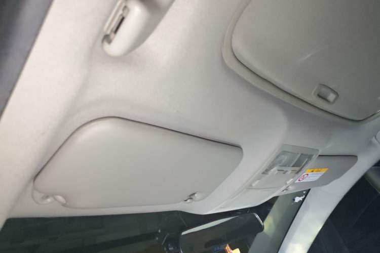 Used Toyota Corolla 2014 1.6L CVT GL-i Leather Edition Headliner