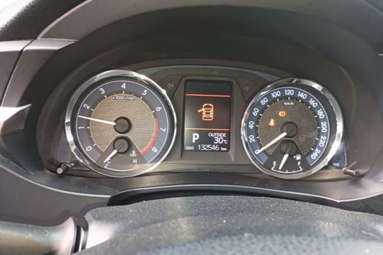 Used Toyota Corolla 2014 1.6L CVT GL-i Instrument Cluster