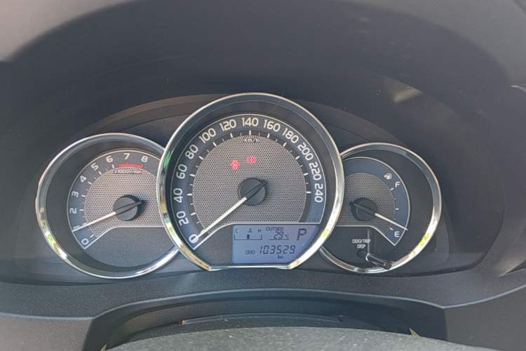 Used Toyota Corolla 2014 1.6L CVT GL Instrument Cluster