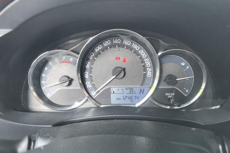 Used Toyota Corolla 2014 1.6L CVT GL Instrument Cluster