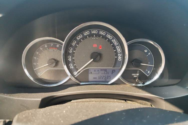 Used Toyota Corolla 2014 1.6L CVT GL Instrument Cluster