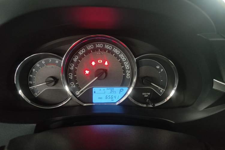 Used Toyota Corolla 2014 1.6L CVT GL Instrument Cluster
