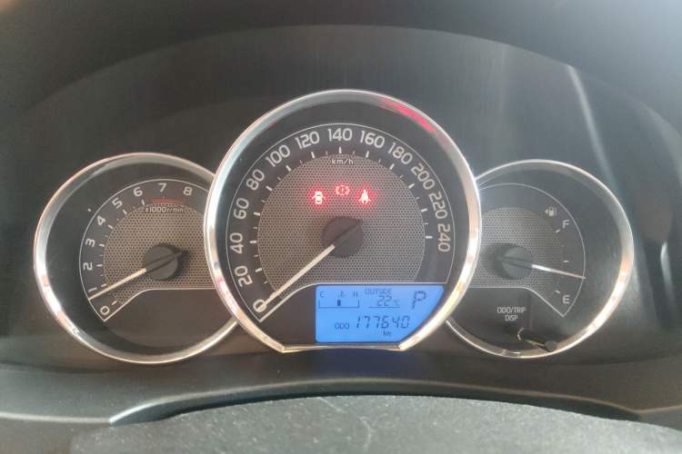 Used Toyota Corolla 2014 1.6L CVT GL Instrument Cluster