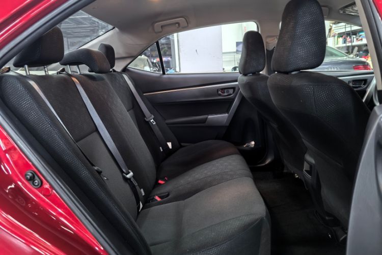 Used Toyota Corolla 2014 1.6L CVT GL Interior 1