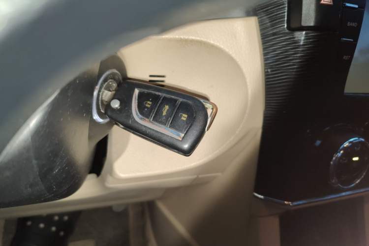 Used Toyota Corolla 2014 1.6L CVT GL-i Interior 1