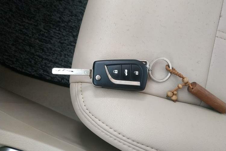 Used Toyota Corolla 2014 1.6L CVT GL Interior 1