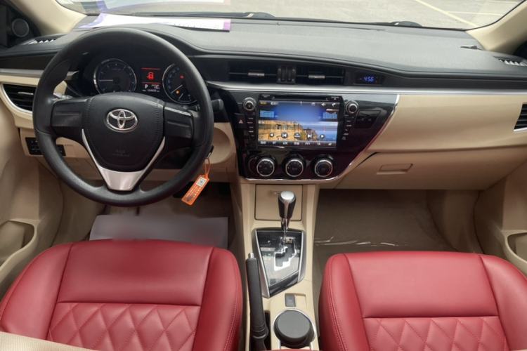 Used Toyota Corolla 2014 1.6L CVT GL-i Interior 4