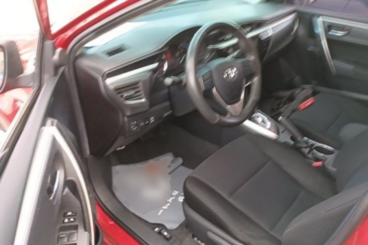 Used Toyota Corolla 2014 1.6L CVT GL-i Left Front Seat