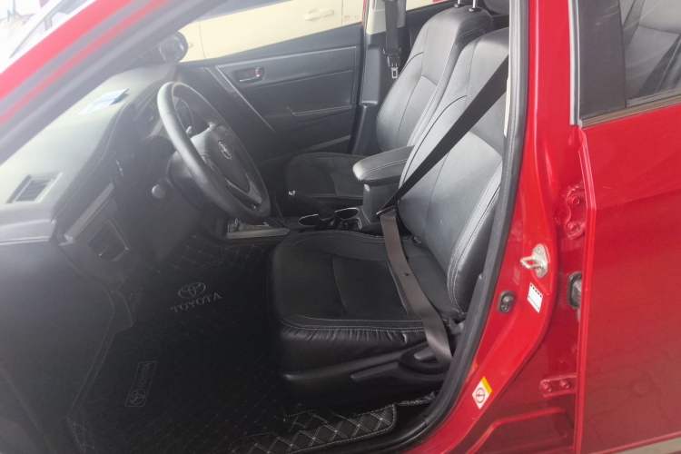 Used Toyota Corolla 2014 1.6L CVT GL-i Leather Edition Left Front Seat
