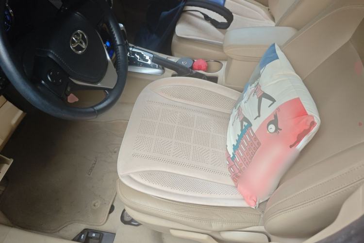 Used Toyota Corolla 2014 1.6L CVT GL-i Leather Edition Left Front Seat