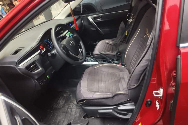 Used Toyota Corolla 2014 1.6L CVT GL-i Left Front Seat