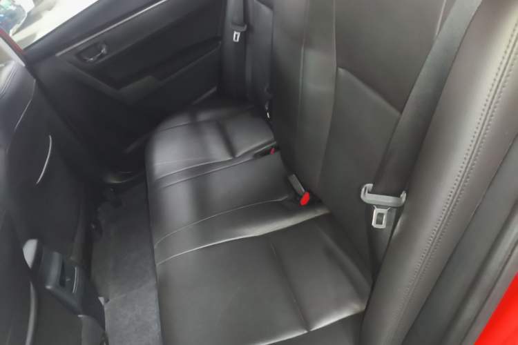 Used Toyota Corolla 2014 1.6L CVT GL-i Left Rear Seat