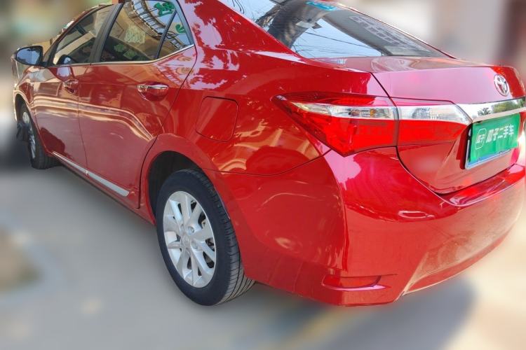Used Toyota Corolla 2014 1.6L CVT GLX-i Rear Left 45 Deg