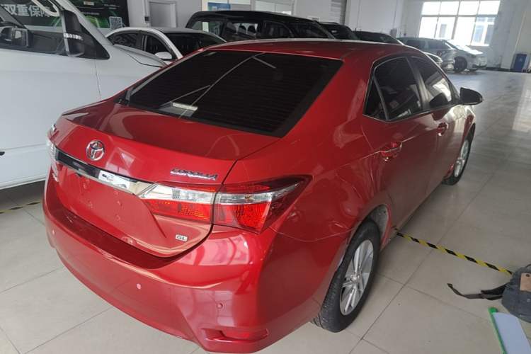 Used Toyota Corolla 2014 1.6L CVT GL Rear Right 45 Deg