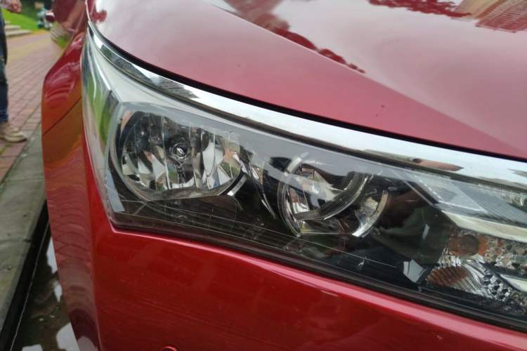 Used Toyota Corolla 2014 1.6L CVT GL Right Front Headlight
