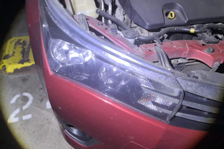 Used Toyota Corolla 2014 1.6L CVT GL Right Front Headlight