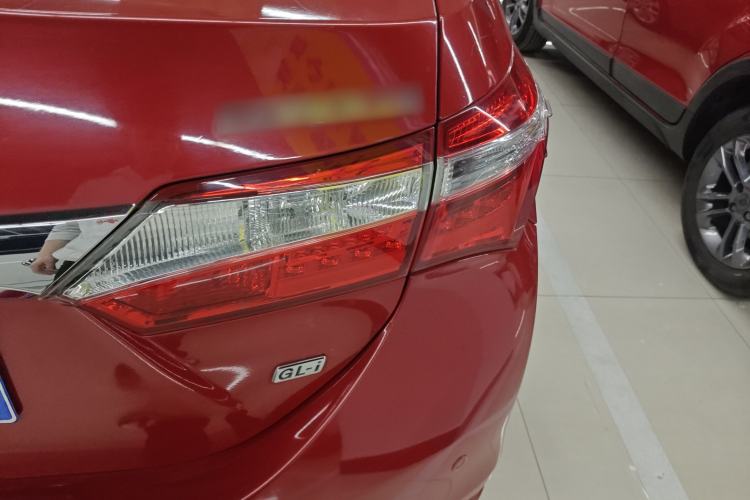 Used Toyota Corolla 2014 1.6L CVT GL-i Leather Edition Right Rear Taillight