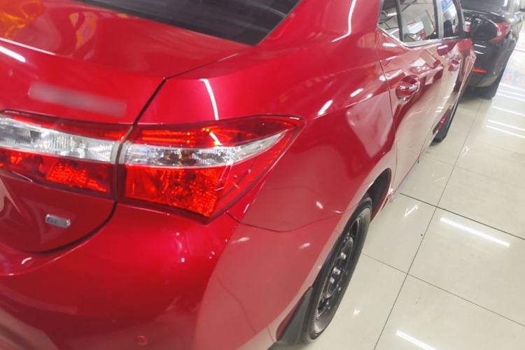 Used Toyota Corolla 2014 1.6L CVT GL-i Right Rear Taillight