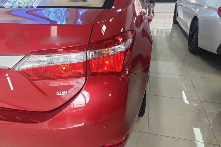 Used Toyota Corolla 2014 1.6L CVT GL-i Right Rear Taillight