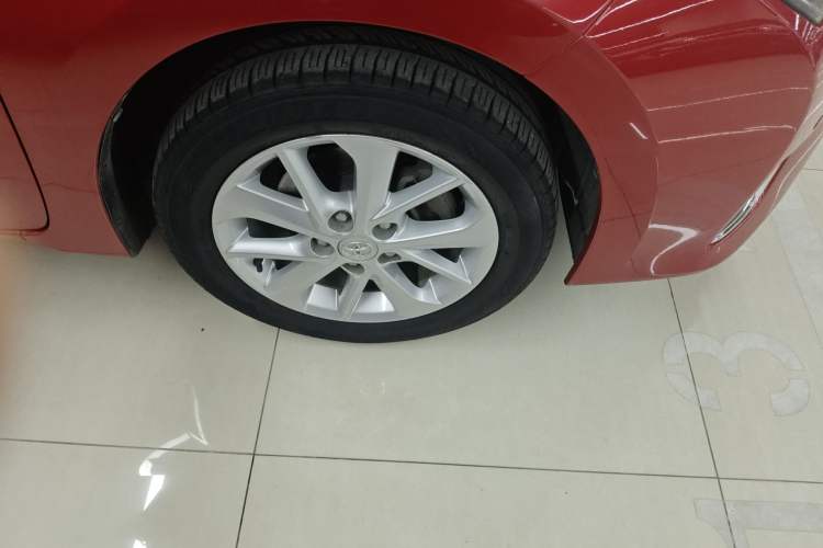 Used Toyota Corolla 2014 1.6L CVT GL-i Leather Edition Right Rear Wheel Hub