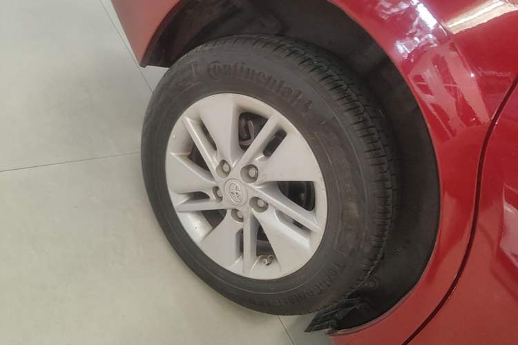 Used Toyota Corolla 2014 1.6L CVT GL Right Rear Wheel Hub