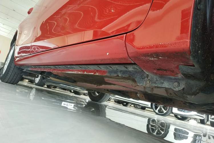Used Toyota Corolla 2014 1.6L CVT GL Right Side Sill