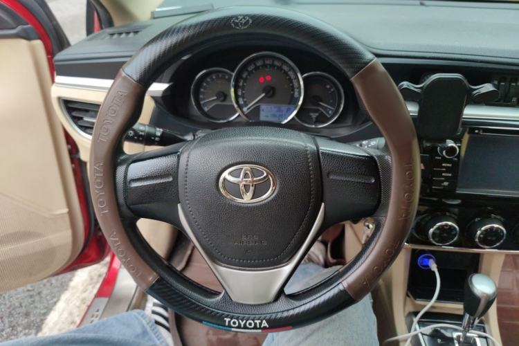 Used Toyota Corolla 2014 1.6L CVT GL Steering Wheel