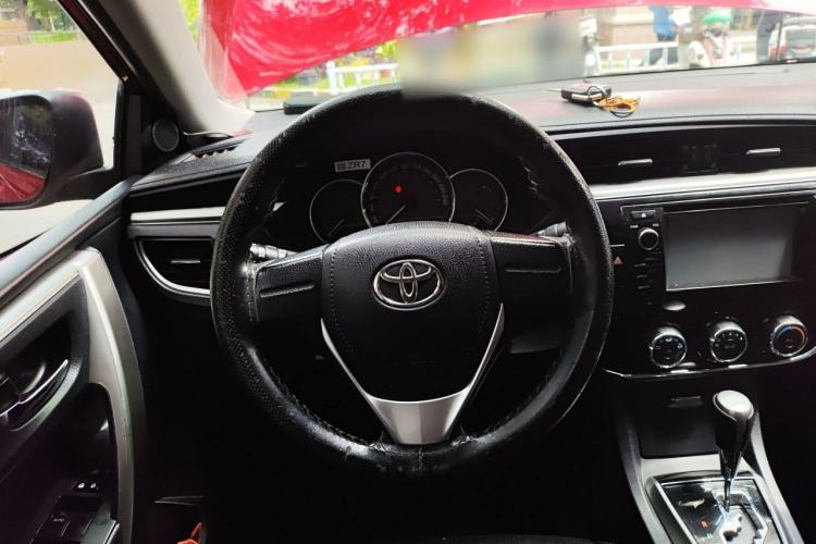 Used Toyota Corolla 2014 1.6L CVT GL Steering Wheel