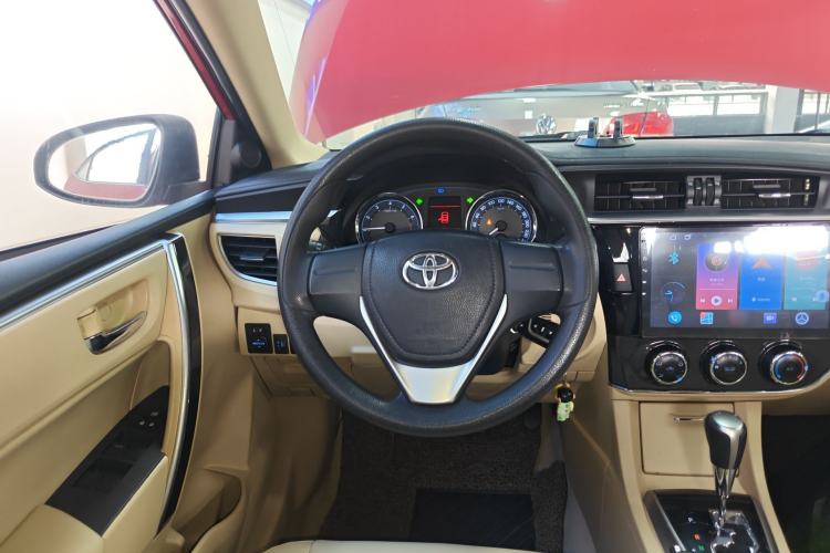 Used Toyota Corolla 2014 1.6L CVT GL-i Steering Wheel