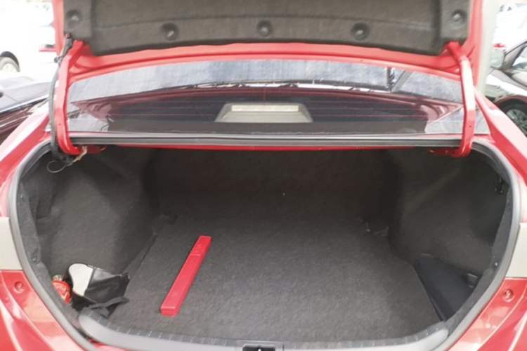 Used Toyota Corolla 2014 1.6L CVT GL-i Trunk