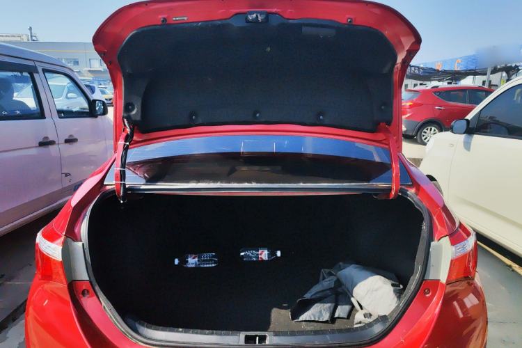 Used Toyota Corolla 2014 1.6L CVT GL Trunk