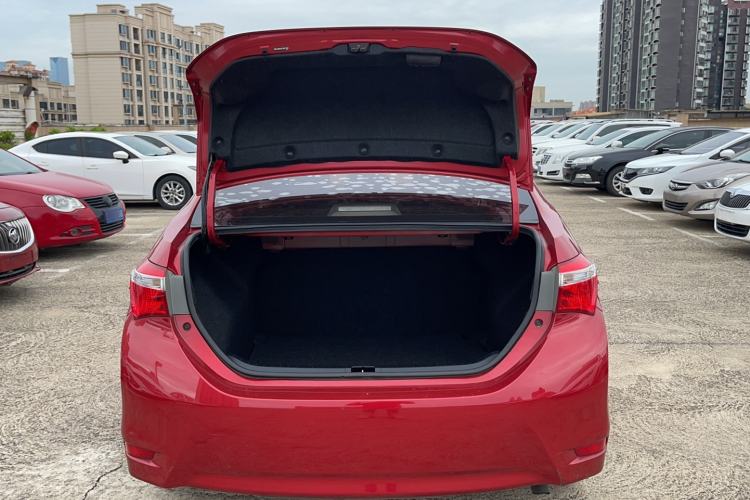 Used Toyota Corolla 2014 1.6L CVT GL Trunk