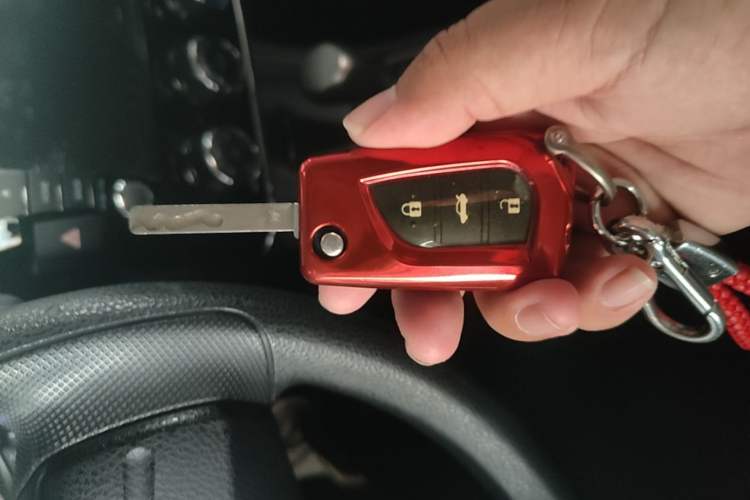 Used Toyota Corolla 2014 1.6L CVT GL Vehicle Key