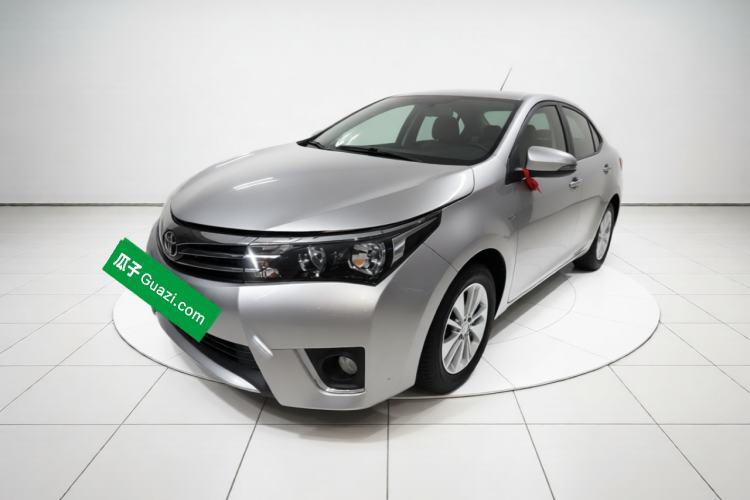 Używany Toyota Corolla 2014 1.6L CVT GL Guazi used car, China used car export, Used car for sale, Used cars, Cheapest cars for sale