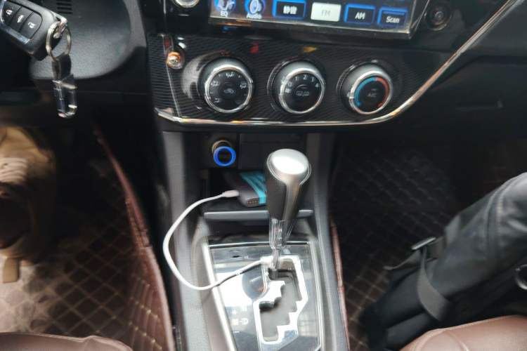 Used Toyota Corolla 2014 1.6L CVT GL-i Audio And AC Panel