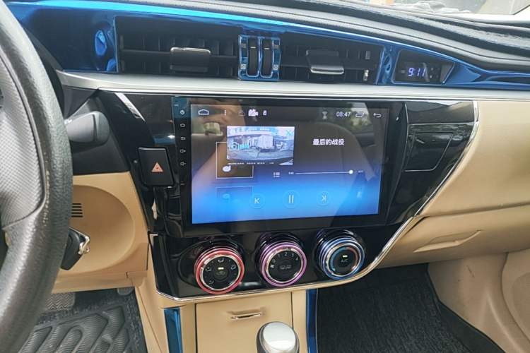 Used Toyota Corolla 2014 1.6L CVT GL Audio And AC Panel