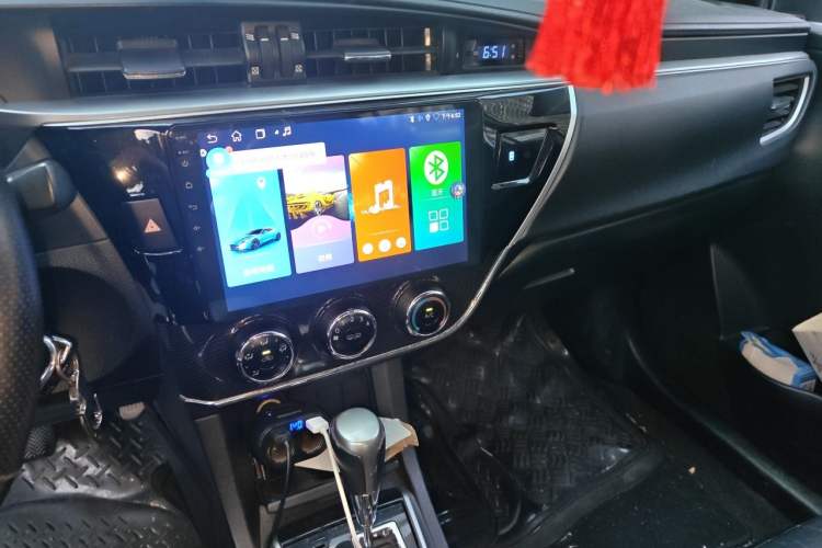 Used Toyota Corolla 2014 1.6L CVT GL-i Leather Edition Audio And AC Panel