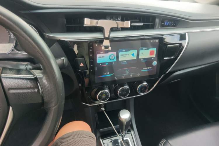 Used Toyota Corolla 2014 1.6L CVT GL Audio And AC Panel