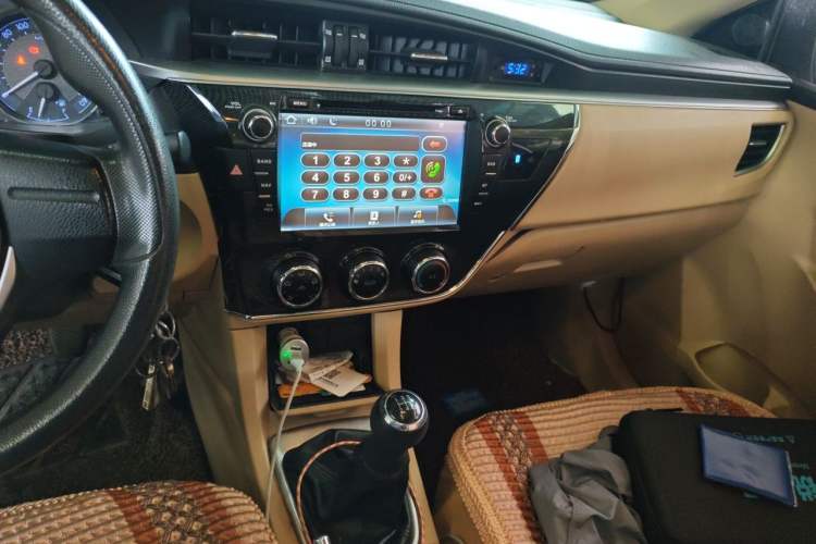 Used Toyota Corolla 2014 1.6L Manual GL-i Audio And AC Panel