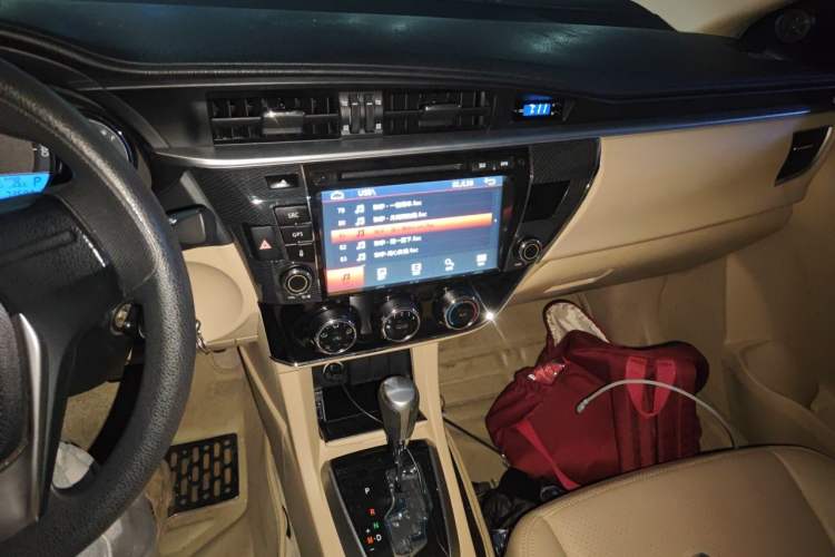 Used Toyota Corolla 2014 1.6L CVT GL Audio And AC Panel