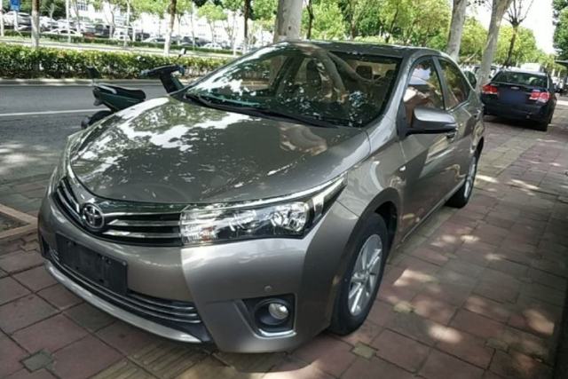 Ojetý Toyota Corolla 2014 1.6L CVT GL-i
