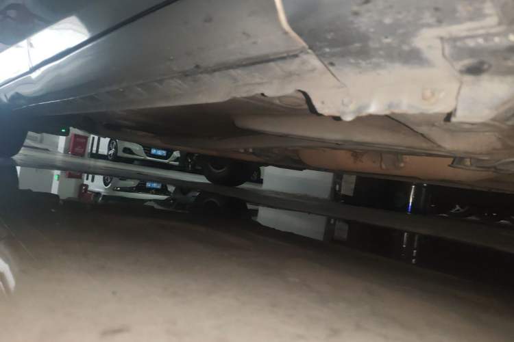Used Toyota Corolla 2014 1.6L Manual GL Chassis Front Right