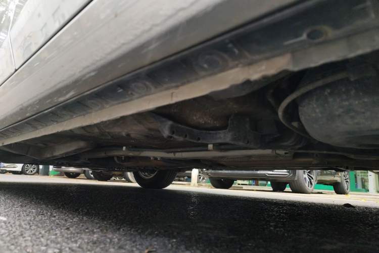 Used Toyota Corolla 2014 1.6L Manual GL Chassis Rear Left