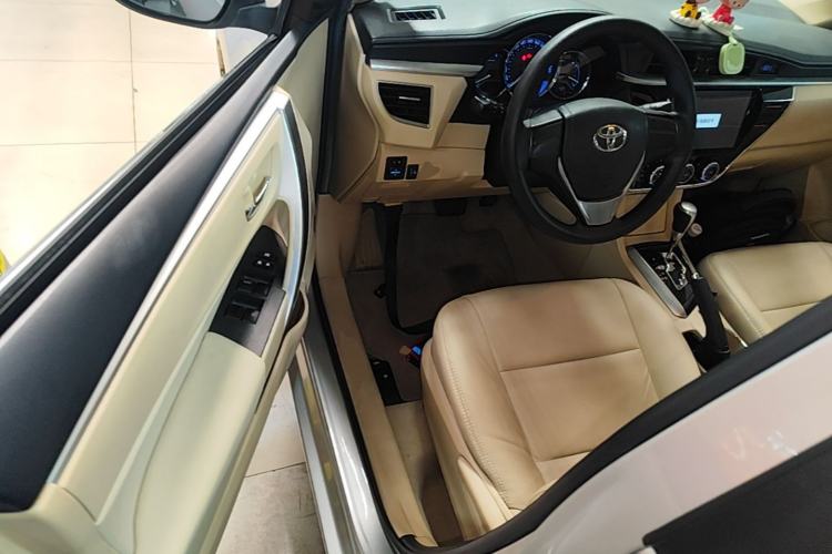 Used Toyota Corolla 2014 1.6L CVT GL Driver Seat