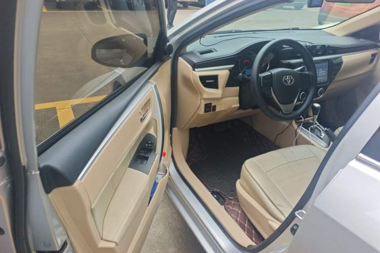 Used Toyota Corolla 2014 1.6L CVT GL Driver Seat