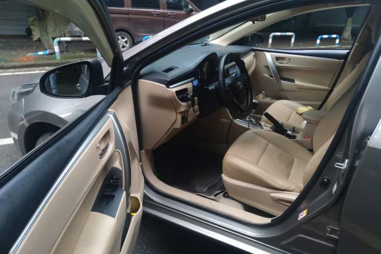 Used Toyota Corolla 2014 1.6L CVT GL Driver Seat