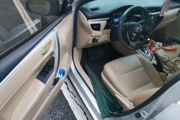 Used Toyota Corolla 2014 1.6L CVT GL Driver Seat